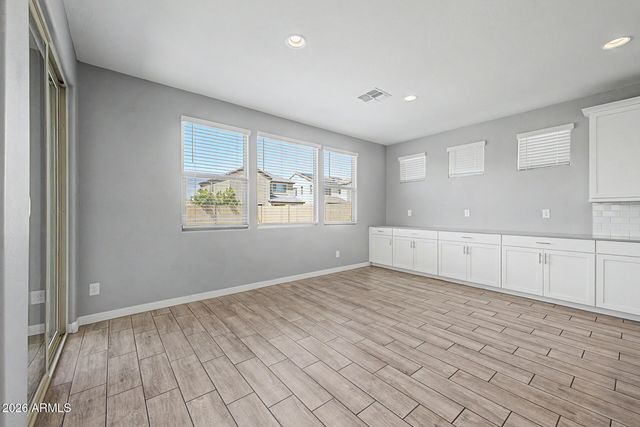 2322 E PALMDALE Lane, Gilbert, AZ 85298