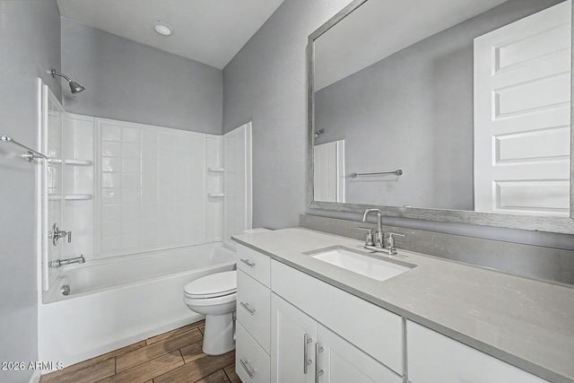 2322 E PALMDALE Lane, Gilbert, AZ 85298