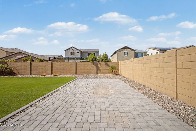 2322 E PALMDALE Lane, Gilbert, AZ 85298