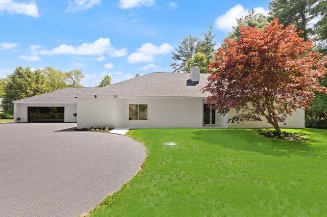 15 Scotch Dam Rd, Easton, MA 02375