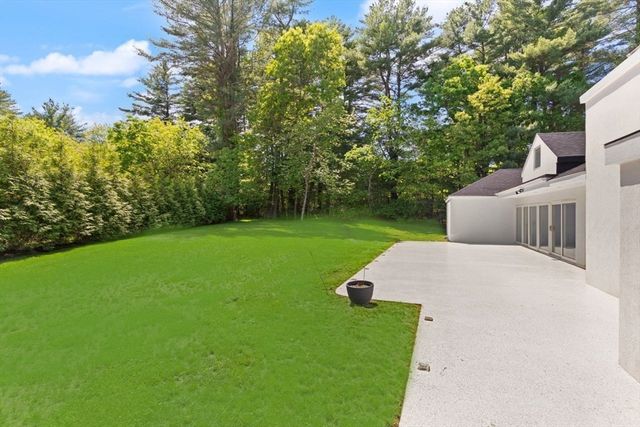 15 Scotch Dam Rd, Easton, MA 02375