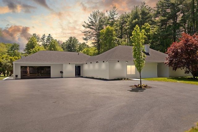 15 Scotch Dam Rd, Easton, MA 02375