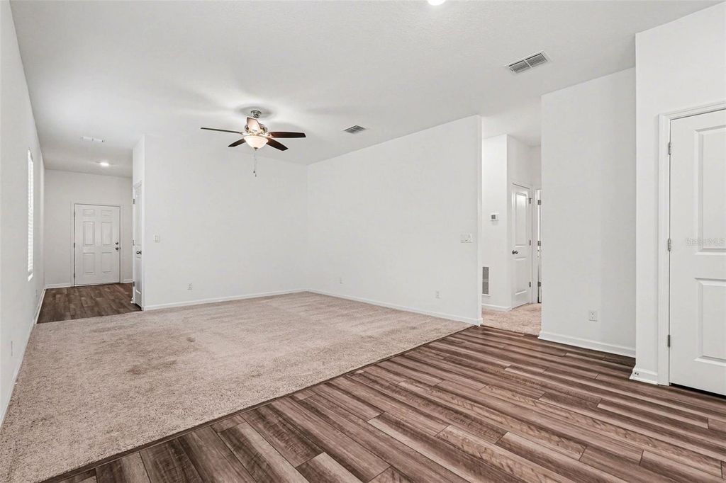 Image 5 of property listing at 11680 JUDICIAL COURT, Dade City, FL 33525