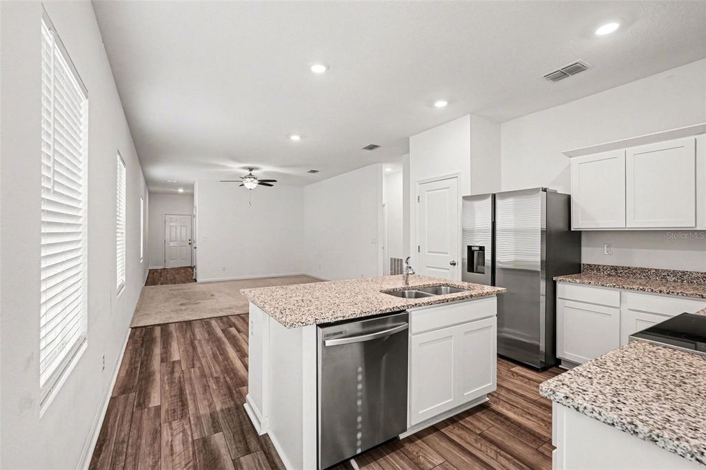 Image 8 of property listing at 11680 JUDICIAL COURT, Dade City, FL 33525