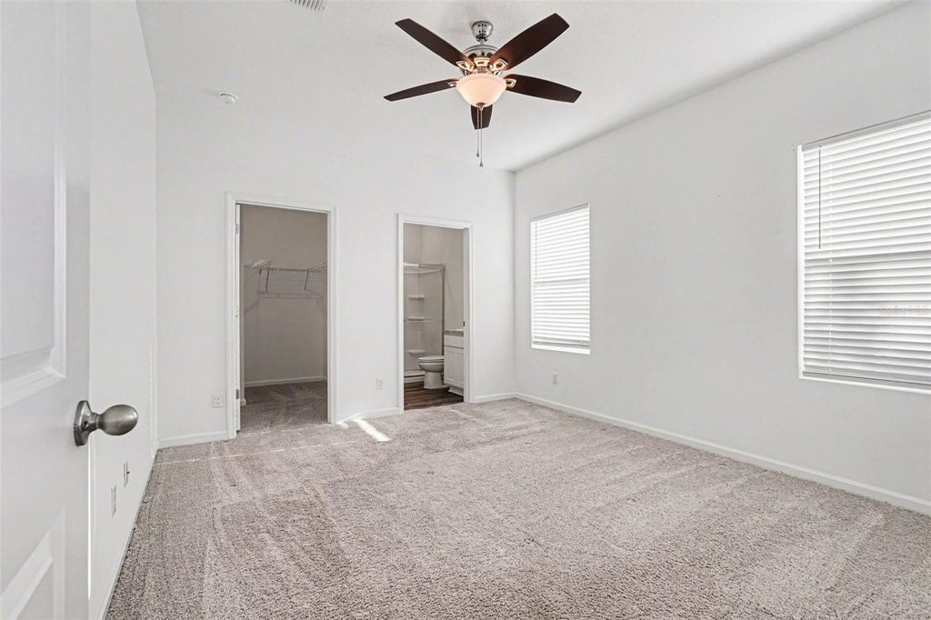 Image 9 of property listing at 11680 JUDICIAL COURT, Dade City, FL 33525