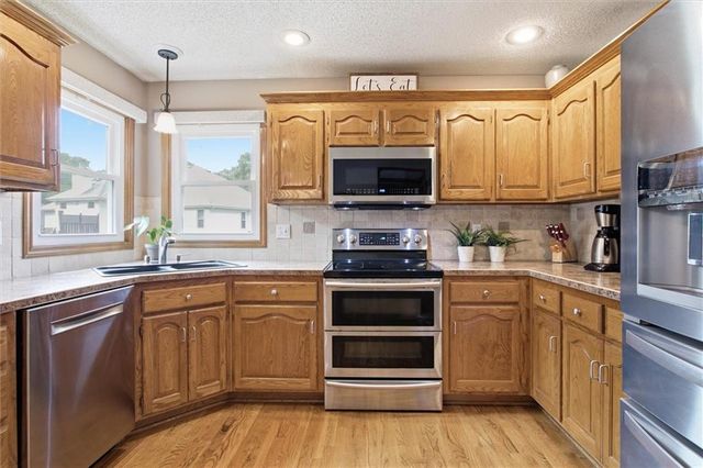 14530 S Greenwood Street, Olathe, KS 66062