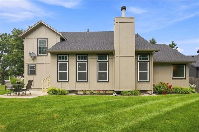 14530 S Greenwood Street, Olathe, KS 66062