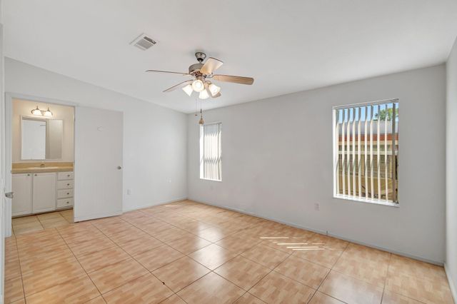 6012 Daiquiri Bay, Boynton Beach, FL 33436