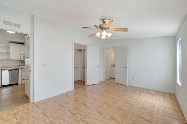 6012 Daiquiri Bay, Boynton Beach, FL 33436