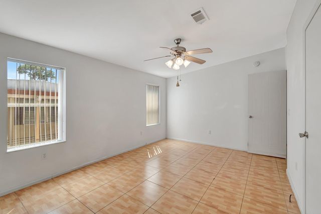 6012 Daiquiri Bay, Boynton Beach, FL 33436