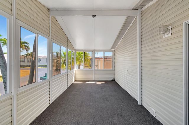 6012 Daiquiri Bay, Boynton Beach, FL 33436