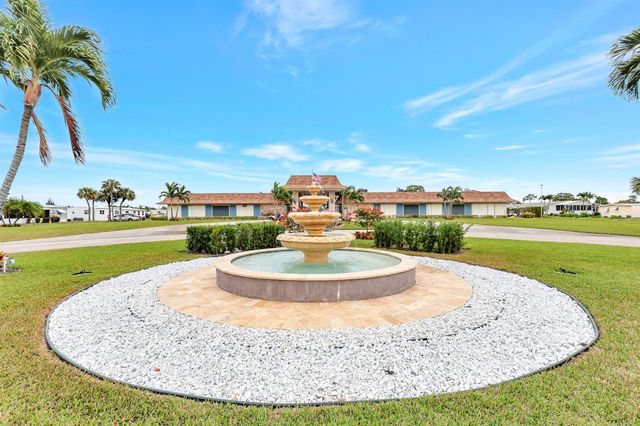 6012 Daiquiri Bay, Boynton Beach, FL 33436