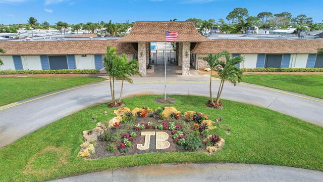 6012 Daiquiri Bay, Boynton Beach, FL 33436