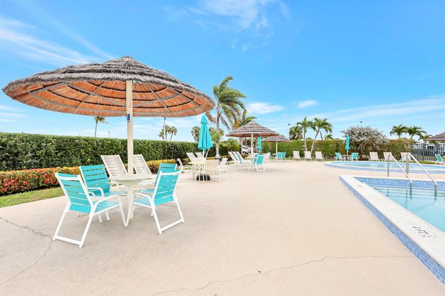 6012 Daiquiri Bay, Boynton Beach, FL 33436