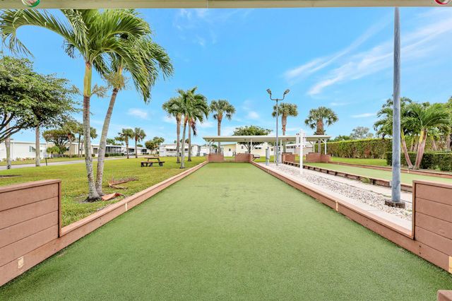 6012 Daiquiri Bay, Boynton Beach, FL 33436