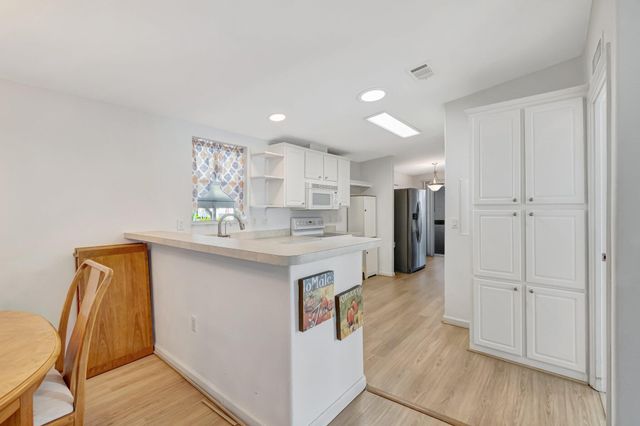 6012 Daiquiri Bay, Boynton Beach, FL 33436