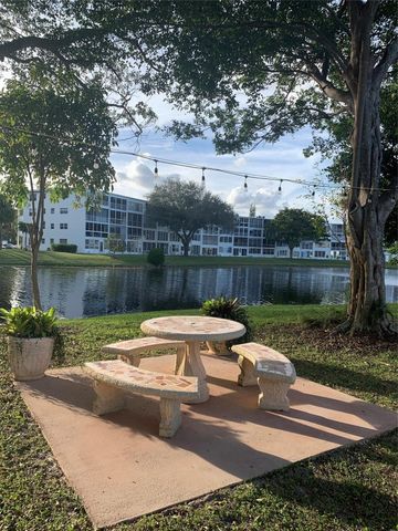 2150 Cambridge G 2150, Deerfield Beach, FL 33442