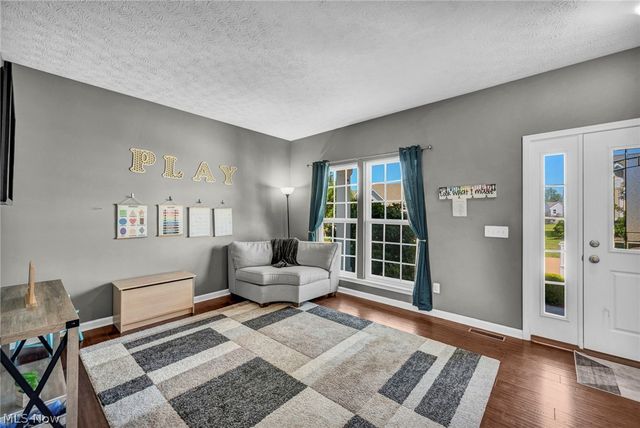 6530 Wisteria Lane, Medina, OH 44256