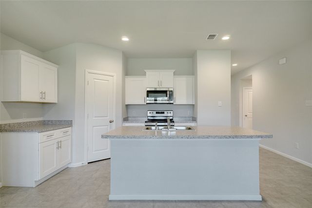 113 Anderson Mill Street, Azle, TX 76020
