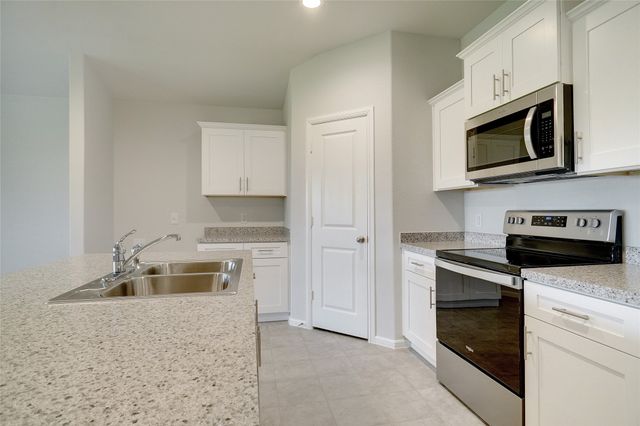 113 Anderson Mill Street, Azle, TX 76020