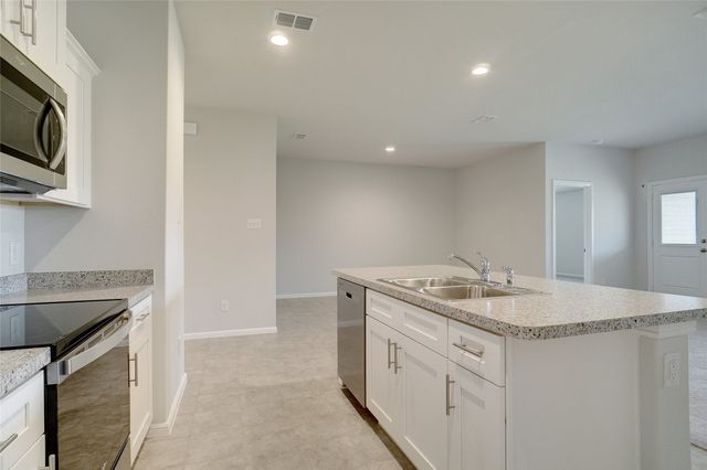 113 Anderson Mill Street, Azle, TX 76020