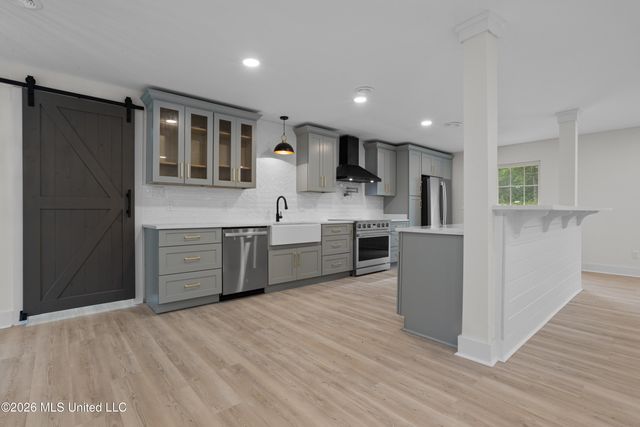 14004 El Camino Real Road, Ocean Springs, MS 39564