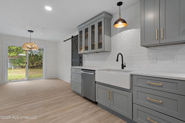 14004 El Camino Real Road, Ocean Springs, MS 39564