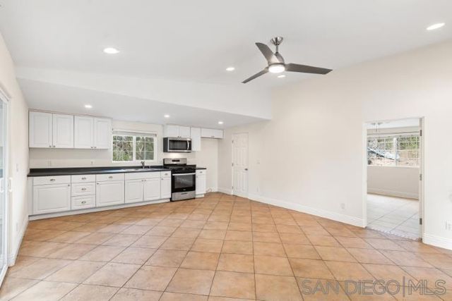 3253 Yucca Terrace, Fallbrook, CA 92028