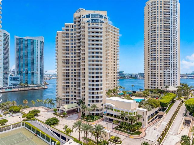888 Brickell Key Dr 404, Miami, FL 33131