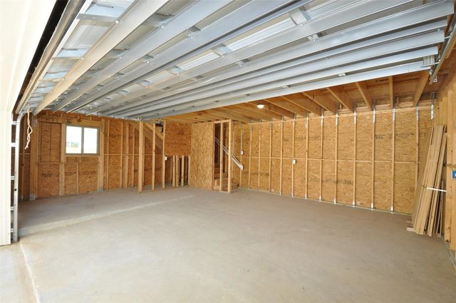 2210 Fortuna Drive, League City, TX 77539