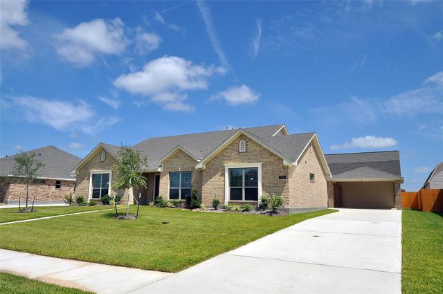 2210 Fortuna Drive, League City, TX 77539