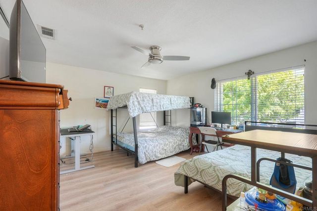 1862 Morning View Drive, Vista, CA 92084