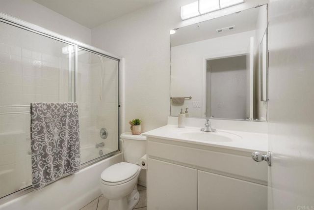 1862 Morning View Drive, Vista, CA 92084