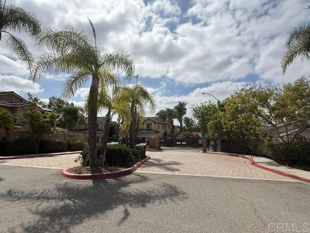 1862 Morning View Drive, Vista, CA 92084