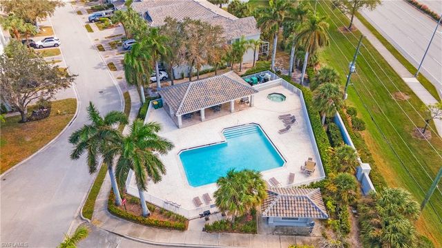 16242 Ravina WAY # 85, Naples, FL 34110