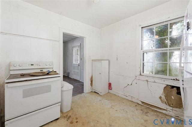 335 Byrd St, Hopewell, VA 23860