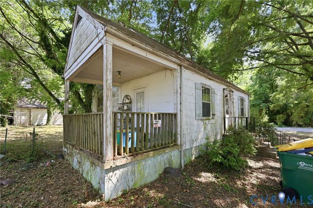 335 Byrd St, Hopewell, VA 23860