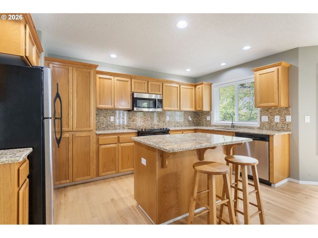 10788 Sw ORIOLE Cir, Beaverton, OR 97007