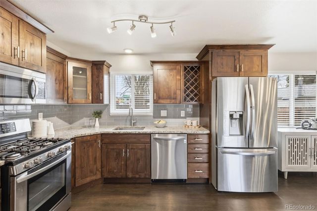 2939 N Institute Street, Colorado Springs, CO 80907