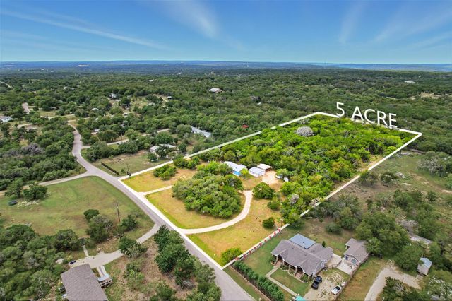401 Oak MDWS, San Marcos, TX 78666