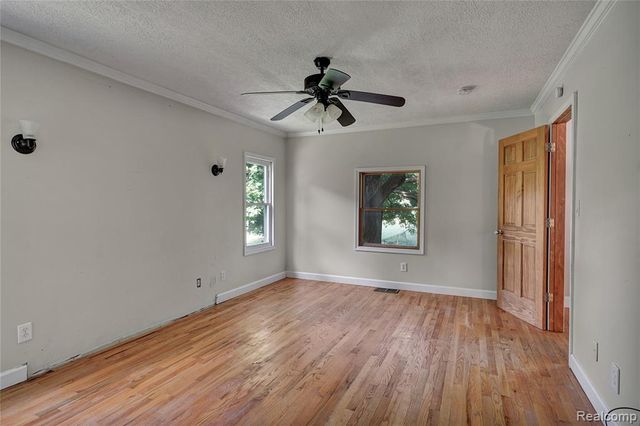 2476 Vandekarr Road, Owosso, MI 48867