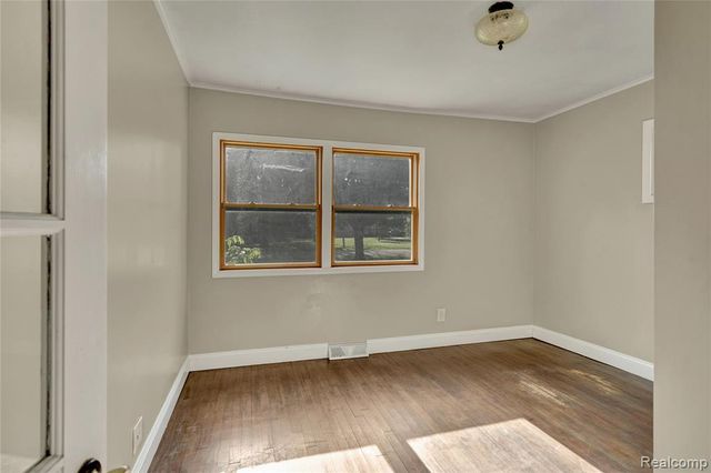2476 Vandekarr Road, Owosso, MI 48867