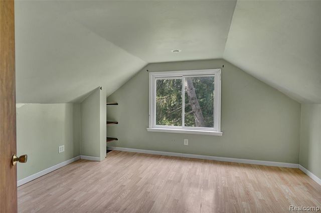 2476 Vandekarr Road, Owosso, MI 48867
