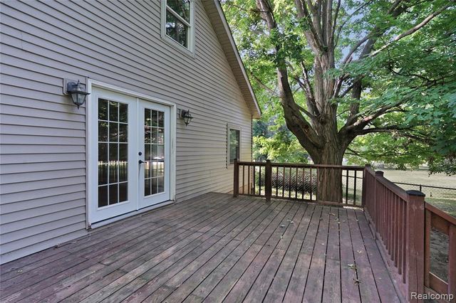 2476 Vandekarr Road, Owosso, MI 48867