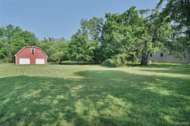 2476 Vandekarr Road, Owosso, MI 48867