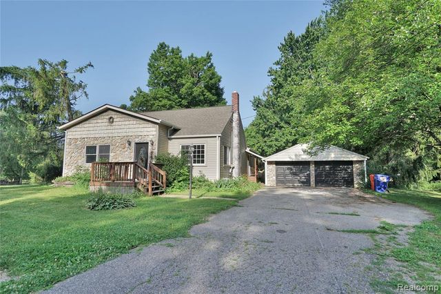 2476 Vandekarr Road, Owosso, MI 48867