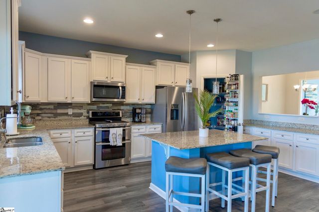 105 Viewmont Drive, Duncan, SC 29334