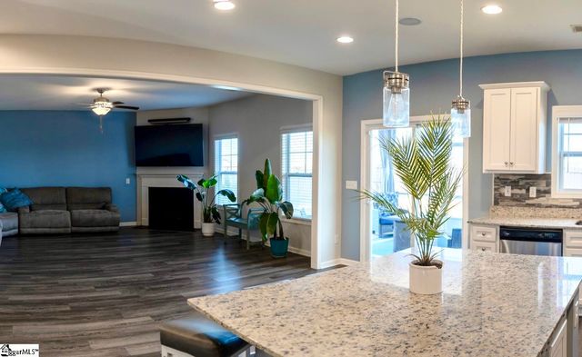 105 Viewmont Drive, Duncan, SC 29334