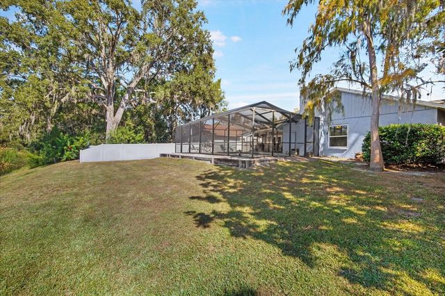 16646 VALLELY DRIVE, Tampa, FL 33618