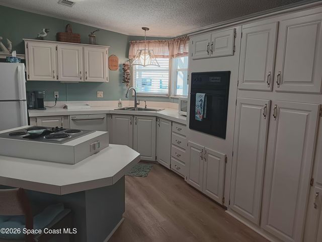 927 Dogwood Drive, Barefoot Bay, FL 32976